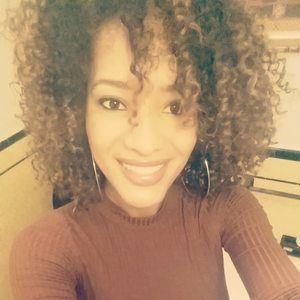 Meet your Posher, Sabrina